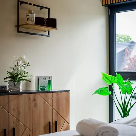 Bernstein Acamed 3* Nienburg (Saxony-Anhalt)