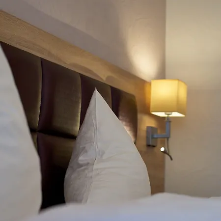 Hotel Bernstein Acamed