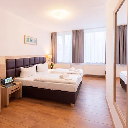 Bernstein Acamed Otel Nienburg (Saxony-Anhalt)