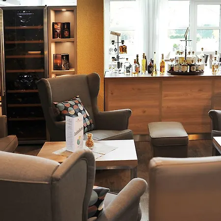 Bernstein Acamed Hotel