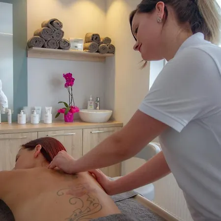 Bernstein Acamed 3* Nienburg (Saxony-Anhalt)