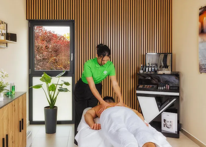 Hotel Bernstein Acamed 3*