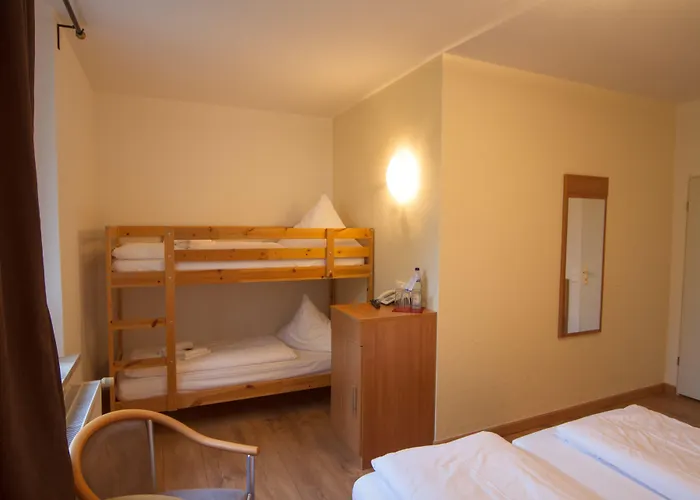 Bernstein Acamed 3* Nienburg (Saxony-Anhalt)