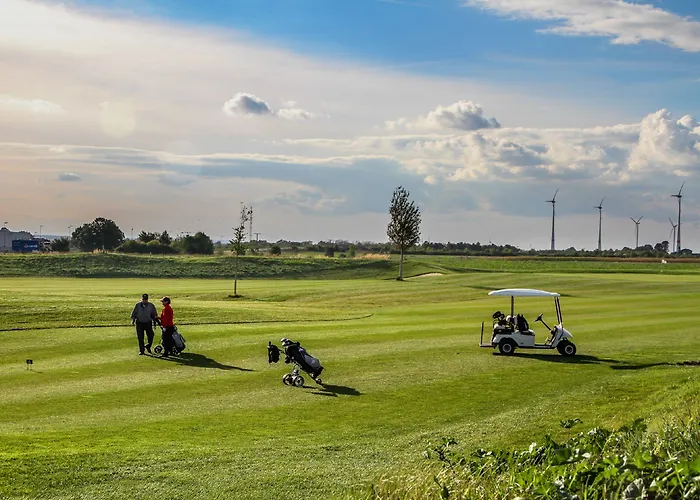 Bernstein Acamed Hotel 3*