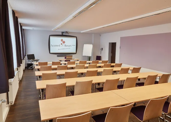 Hotel Bernstein Acamed 3*