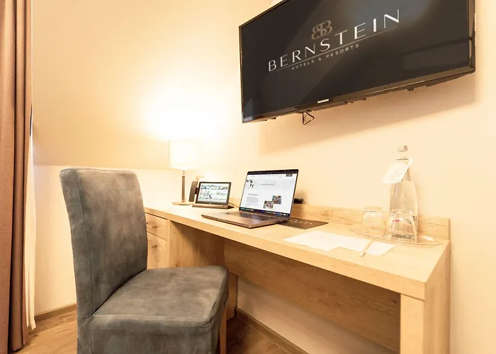 Hotel Bernstein Acamed 3*