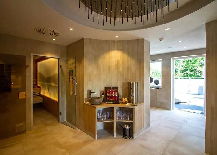 Bernstein Acamed Nienburg (Saxony-Anhalt)